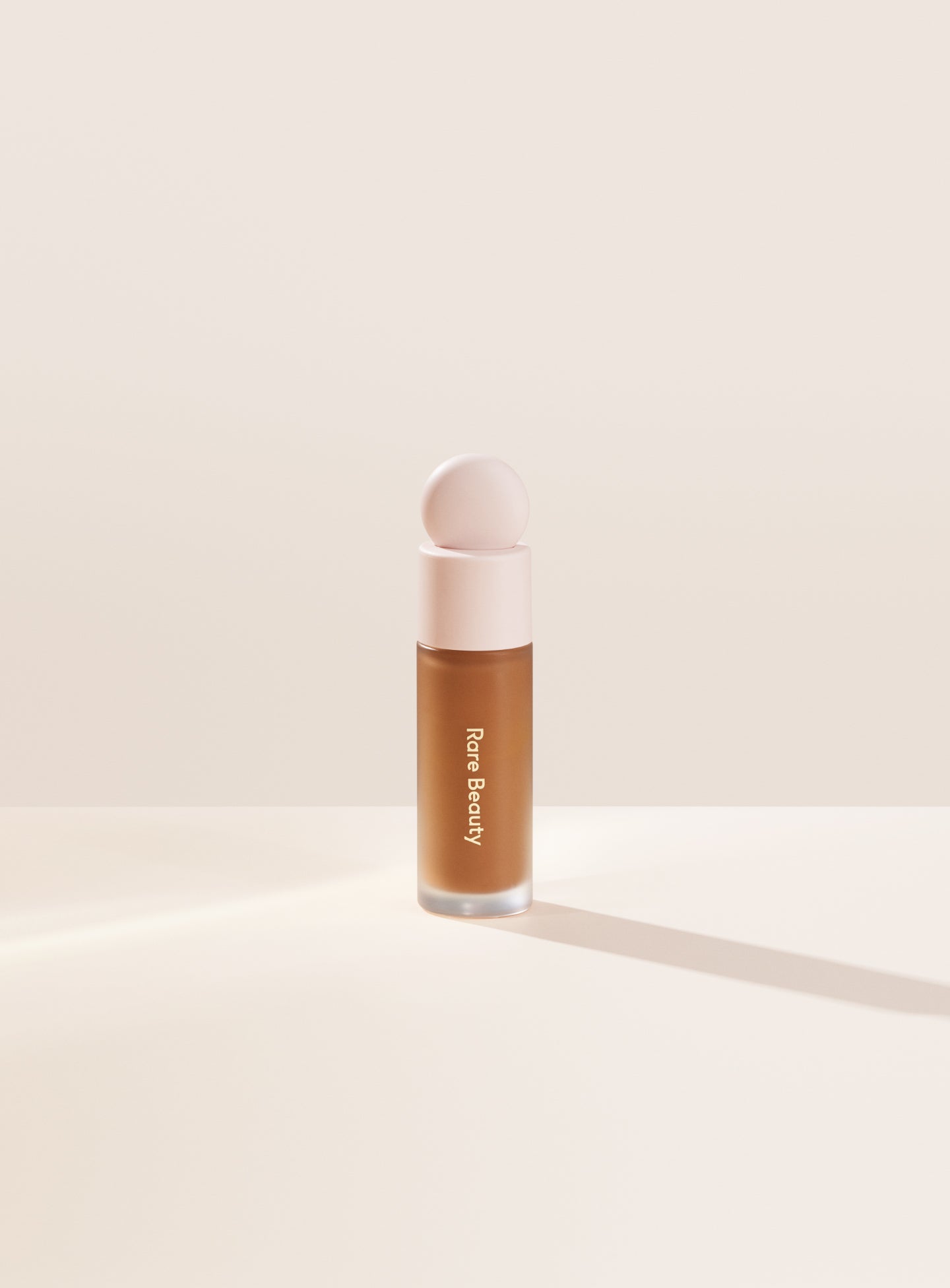 Liquid Touch Brightening Concealer - Image 34