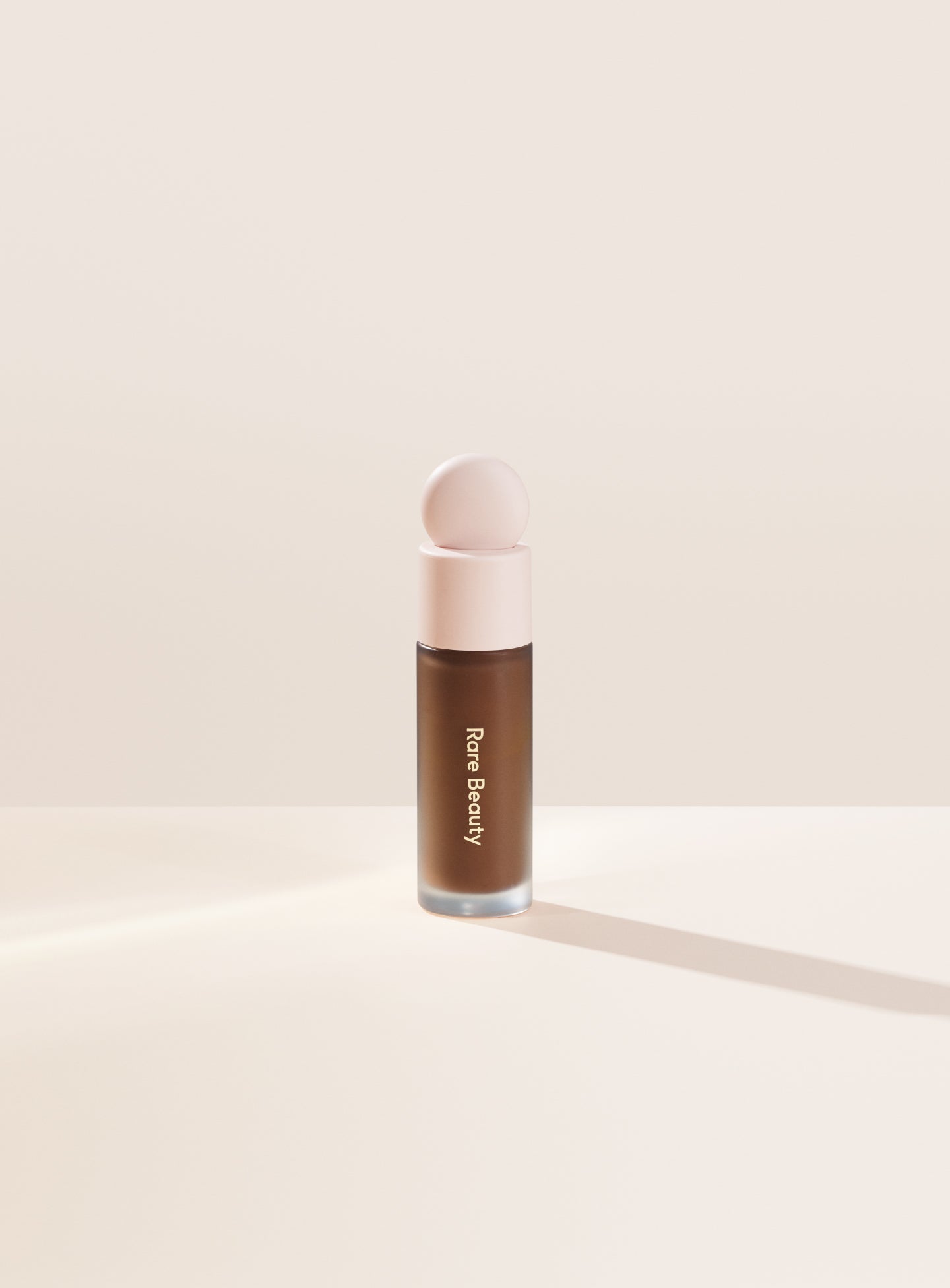 Liquid Touch Brightening Concealer - Image 42