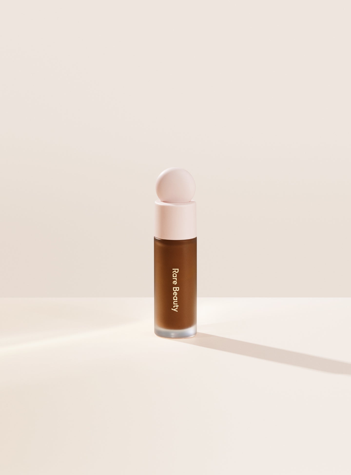 Liquid Touch Brightening Concealer - Image 44