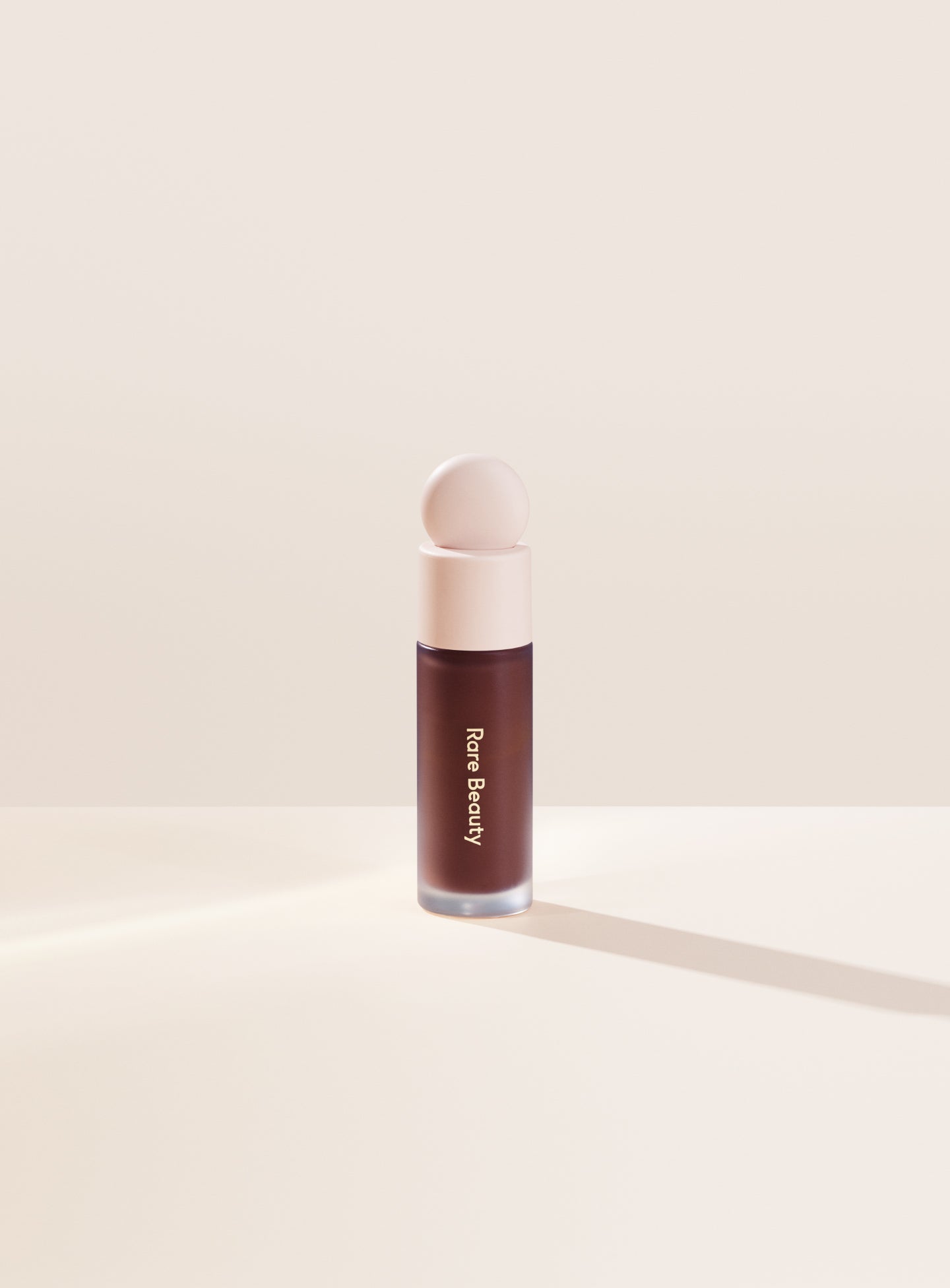 Liquid Touch Brightening Concealer - Image 46